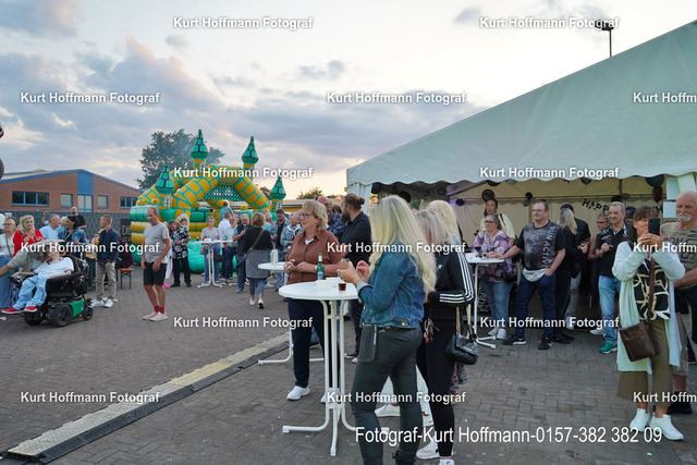 15Geburtstag Thomas Meyer |  Fotograf Kurt Hoffmann - Realisiert mit Pictrs.com