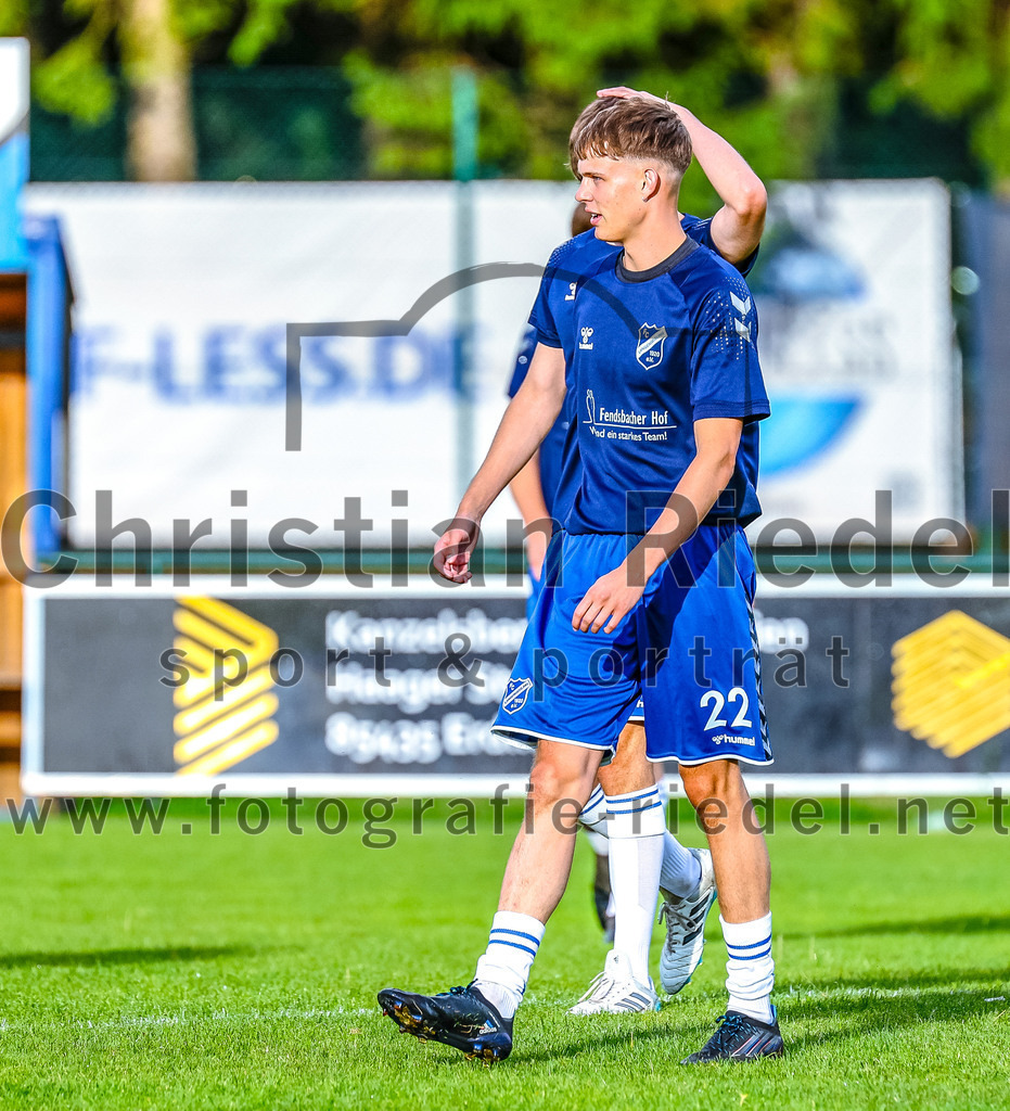 2023-07-25_012_FC_Langengeisling_III_gegen_SV_Riedmoos_III | Erding, Deutschland, 25.07.2023:
Fußball, C-Klasse 2023 / 2024, Testspiel, FC Langengeisling III gegen SV Riedmoos e.V. 1959 III, Endergebnis: 3:5

Foto: Christian Riedel / fotografie-riedel.net