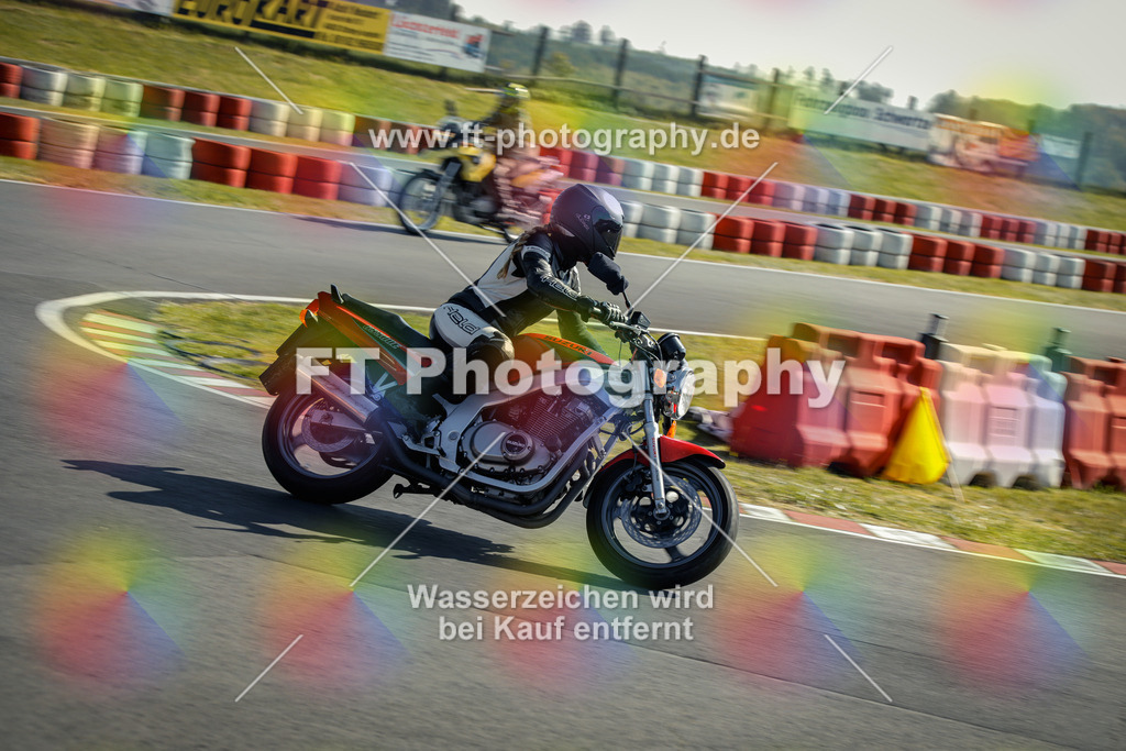 OBK_Mai_Martina_Markus-10252 | Hier findet Ihr Bilder von Touristenfahrten auf der Nürburgring Nordschleife oder von anderen Veranstaltungen die ich besucht habe. Viel Spass beim Durch Schauen 