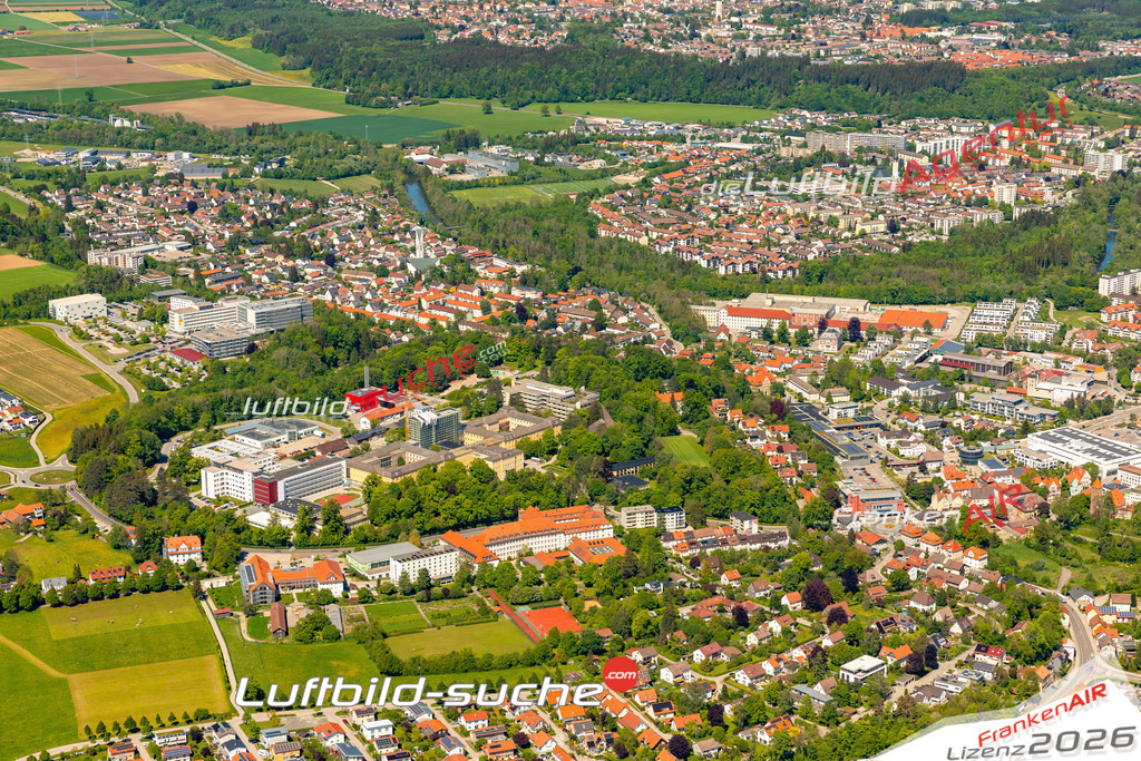 Das Luftbild zeigt :  Kaufbeuren - Die Luftaufnahme wurde 2024 vom UL-Flugzeug aus erstellt ( keine Drohne ) - Hochauflösende Luftaufnahme - Für grossformatige Ausdrucke geeignet. Die Geschenkidee !Mit Lizenz und Bildrechte bestellbar