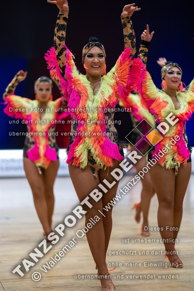 20230115-00451 | Hier finden Sie Tanz Bilder vom Latein und Standard Formationen tanzen. Sportbilder vom Tanzsport. Schöne Fotos und von Weltmeisterschaft, Europameisterschaft, Bundesliga, Regionalliga, Oberliga und Landesliga sowie von GOC Stuttgart, DanceComp, WM Bremen