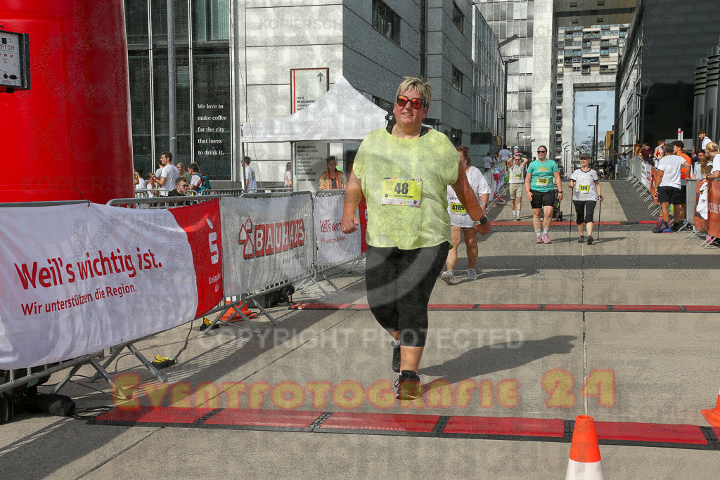 250920_1354_EX1_7064 | Sportfotografie im Rhein-Sieg Kreis, Köln, Bonn, NRW, Rheinland Pfalz, Hessen, etc. Unser Tätigkeitsfeld umfasst den Laufsport vom Volkslauf über den Marathon, Duathlon, Triathon bis zum Ultralauf wie Kölnpfad Ultra oder Schindertrail.