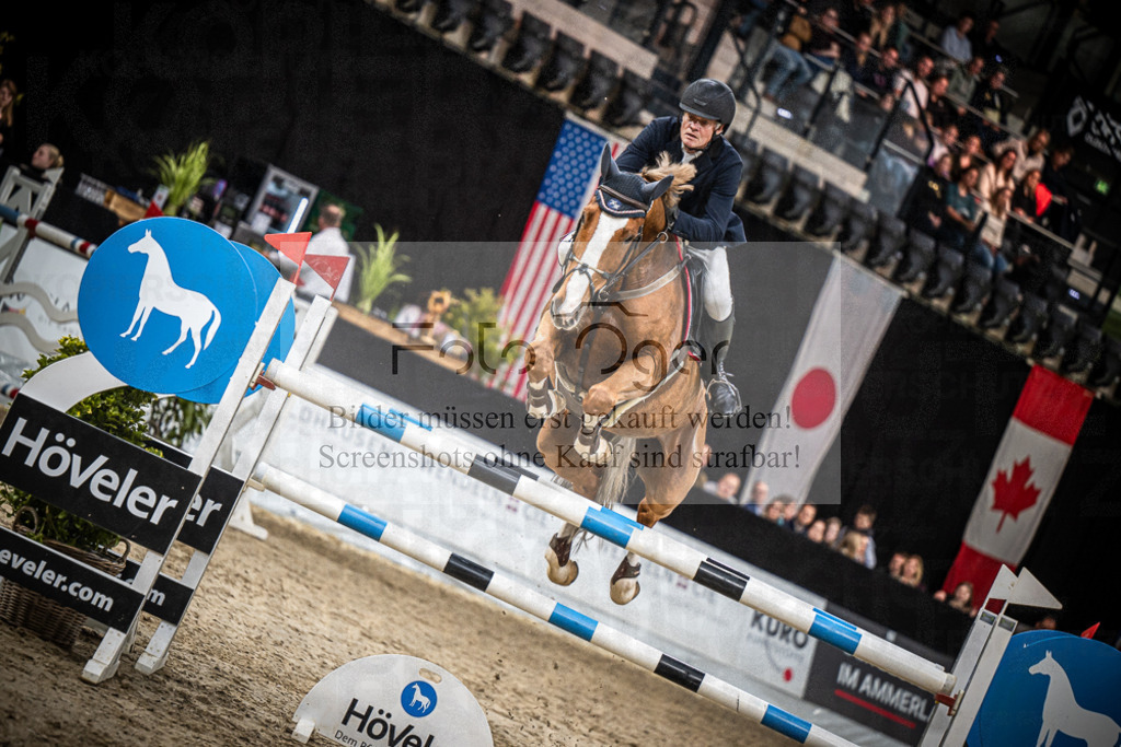 DOS_1172 | Entdecke hochwertige Reitturnierfotos von Foto Oger. Professionell, emotional und authentisch – jetzt Lieblingsmomente im Shop bestellen.Deutschlandweite Turnierfotografie. - Realisiert mit Pictrs.com