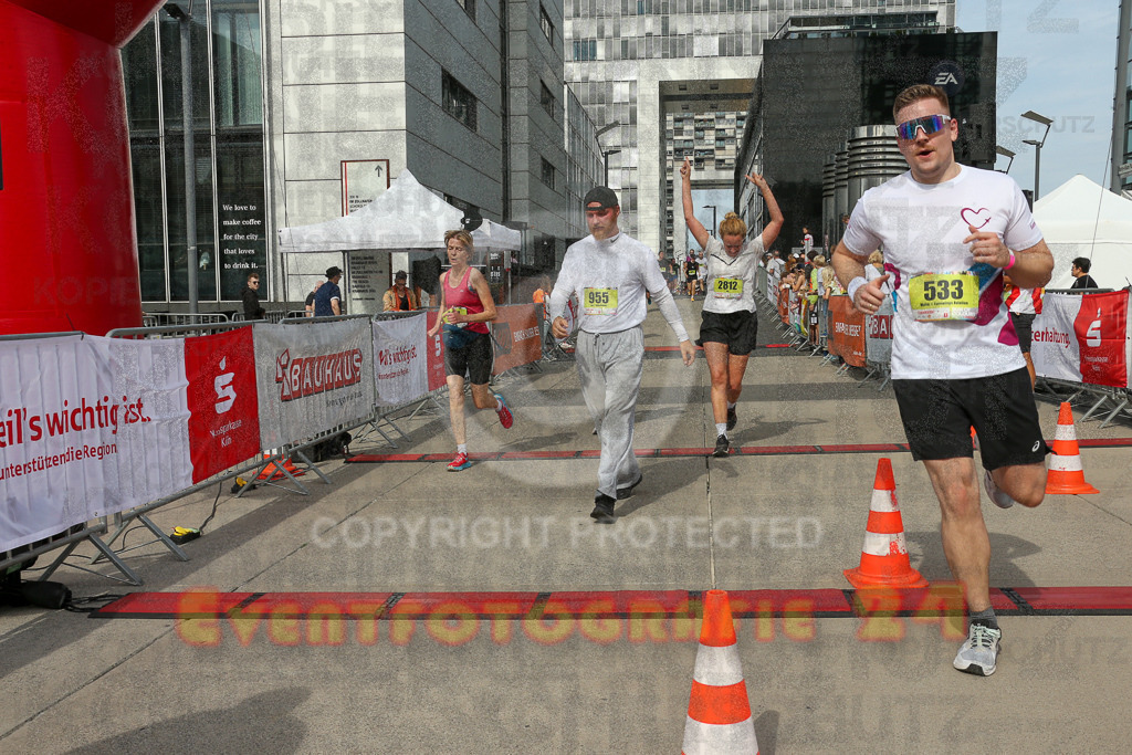 250920_1330_EX1_5078 | Sportfotografie im Rhein-Sieg Kreis, Köln, Bonn, NRW, Rheinland Pfalz, Hessen, etc. Unser Tätigkeitsfeld umfasst den Laufsport vom Volkslauf über den Marathon, Duathlon, Triathon bis zum Ultralauf wie Kölnpfad Ultra oder Schindertrail.