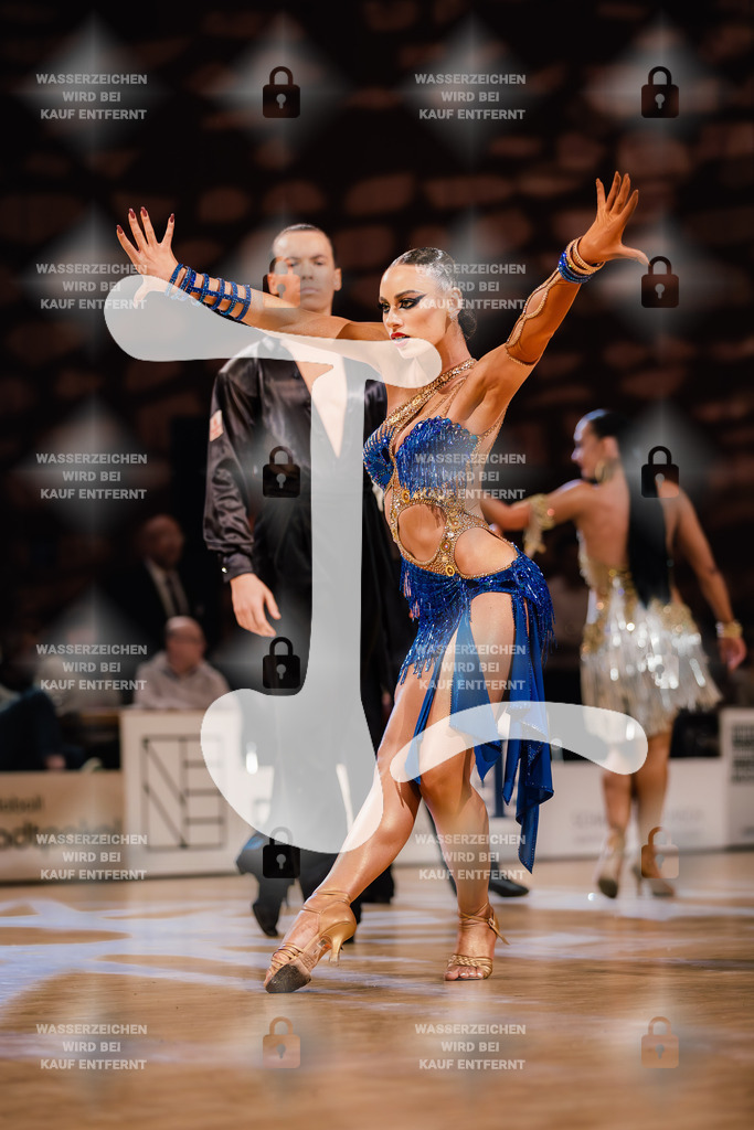 Goldstadtpokal 2025 - WDSF World Open Latin 22nd (25) Maximilian Bier _ Eveline Ishchenko (Schwarz Weiß Club Pforzheim)-2025-01-25-7724 | Webshop for digital downloads and prints of dance sport, event & show photographer Julian Link - Realisiert mit Pictrs.com