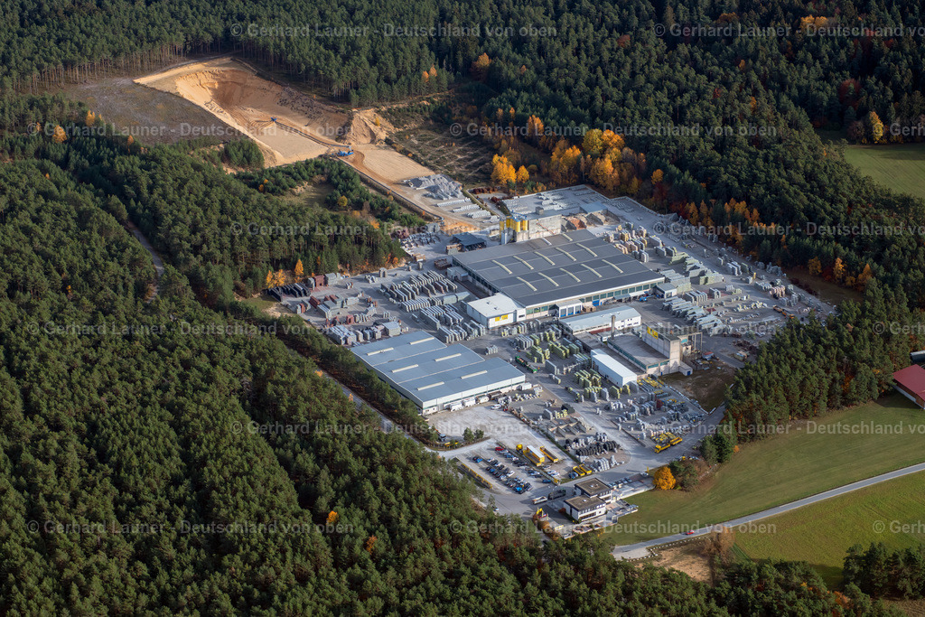 3808386 | Industriegebiet Weismarterstrasse 1+2, Neumarkt