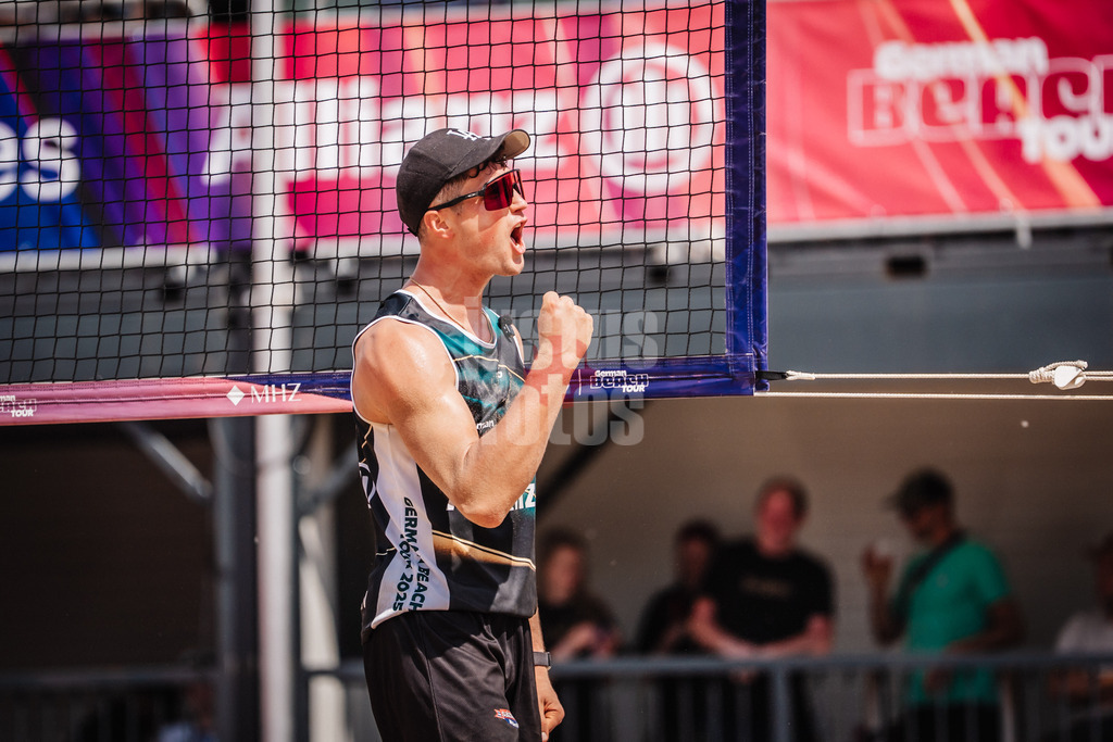 Beachvolleyball | Männer | Allianz German Beach Tour 2025 | Tourstop Hamburg | 31.05.2025 | Sven Winter jubelt