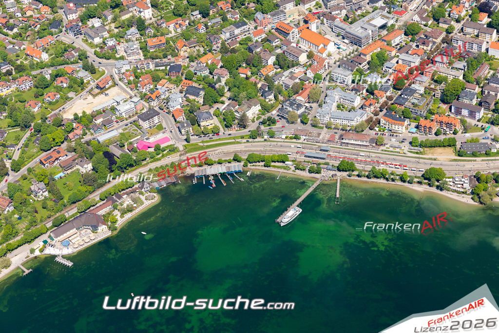 Aktuelles Luftbild von  Starnberg - Die Luftaufnahme wurde 2021 mittels UL-Flugzeug erstellt ( keine Drohne ) - hochauflösende Kamera-Systeme von  Canon -Beste Qualität - Für grossformatige Ausdrucke geeignet. Die Geschenkidee !