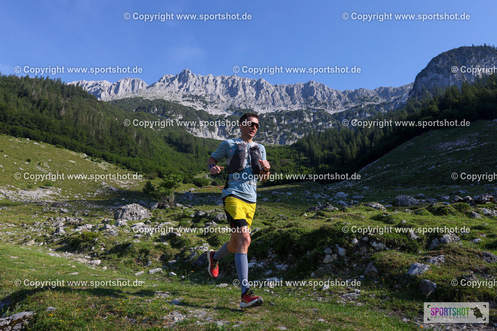 TRAA6164 | #kaiserkronetrail2026 #wilderkaiser #risewiththemountain@wilder.kaiser @scheffau.belebt @mammut #kaiserkronetrail #wilderkaiser #trailrunning #visittirol #inechtnochschöner #RisewiththeMountain #sportshot_your_pictrs #yourpictrs #trailrunningmoments #racephotos #kaiserkronetrail_official