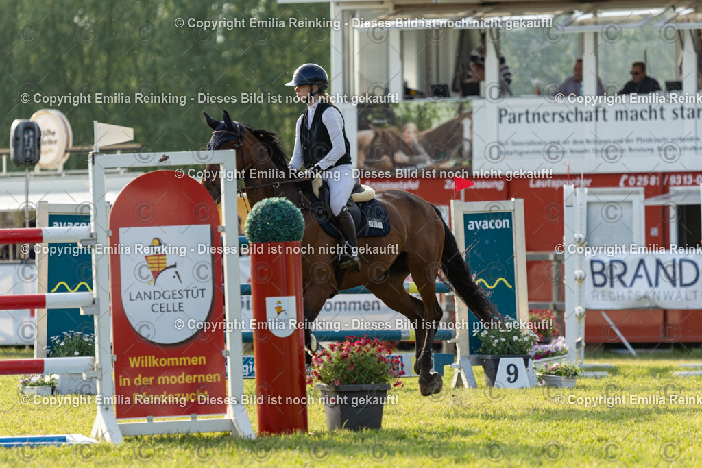 CL5A1108 | Emilia Reinking Fotografie - Realisiert mit Pictrs.com