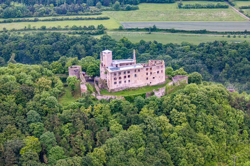 Luftbild: Burg Trimburg im Ortsteil Trimberg in Elfershausen im Bundesland Bayern in Deutschland. Foto: IMG_65948.jpg vom 30.05.2014 durch Werner Riehm/FLY-FOTO.de