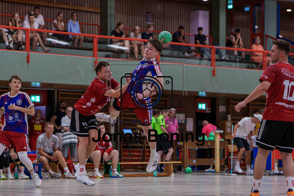 Handball I Herren I Saison 2026-2027 I Schewe-Cup I TV Dinklage - TuS Bamsche I 36783 | jns.sportfotos - Realisiert mit Pictrs.com