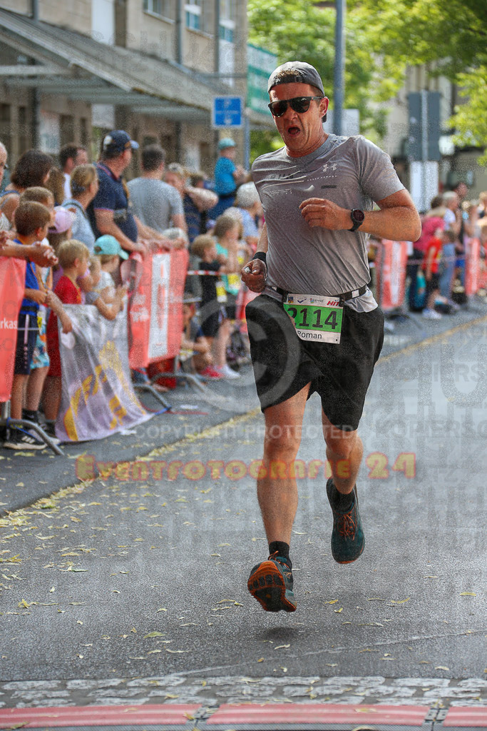 220625_1651_EX1_5202 | Sportfotografie im Rhein-Sieg Kreis, Köln, Bonn, NRW, Rheinland Pfalz, Hessen, etc. Unser Tätigkeitsfeld umfasst den Laufsport vom Volkslauf über den Marathon, Duathlon, Triathon bis zum Ultralauf wie Kölnpfad Ultra oder Schindertrail.