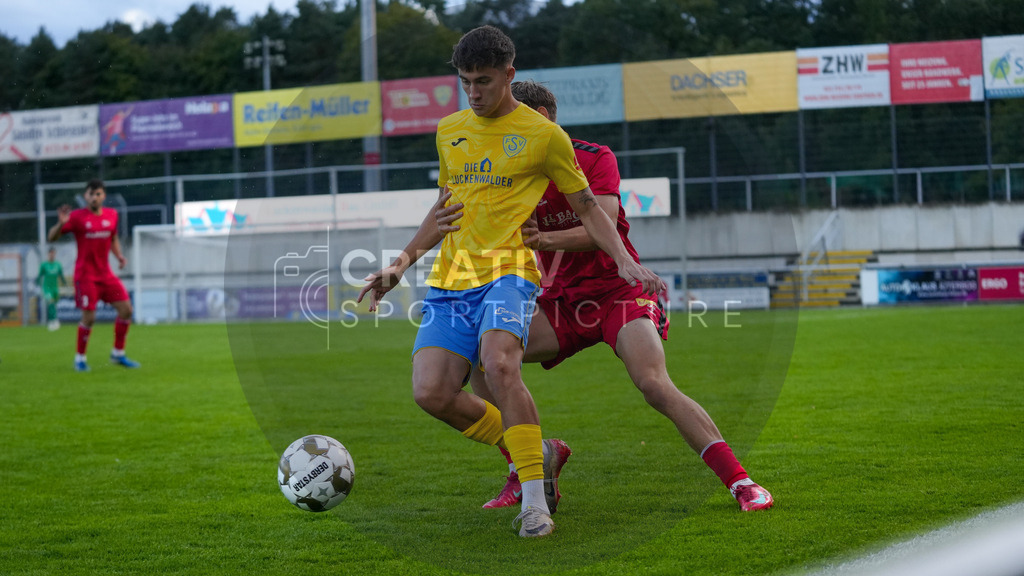 Fußball, Herren, Saison 2025/2026, Regionalliga Nordost, 8. Spieltag, FSV 63 Luckenwalde vs. FC Hertha 03 Zehlendorf, Dienstag 16.09.2025, Werner-Seelenbinder-Stadion Luckenwalde, | Fußball, Herren, Saison 2025/2026, Regionalliga Nordost, 8. Spieltag, FSV 63 Luckenwalde vs. FC Hertha 03 Zehlendorf, Dienstag 16.09.2025, Werner-Seelenbinder-Stadion Luckenwalde, Im Bild: Mike Bachmann (Luckenwalde) - Realisiert mit Pictrs.com