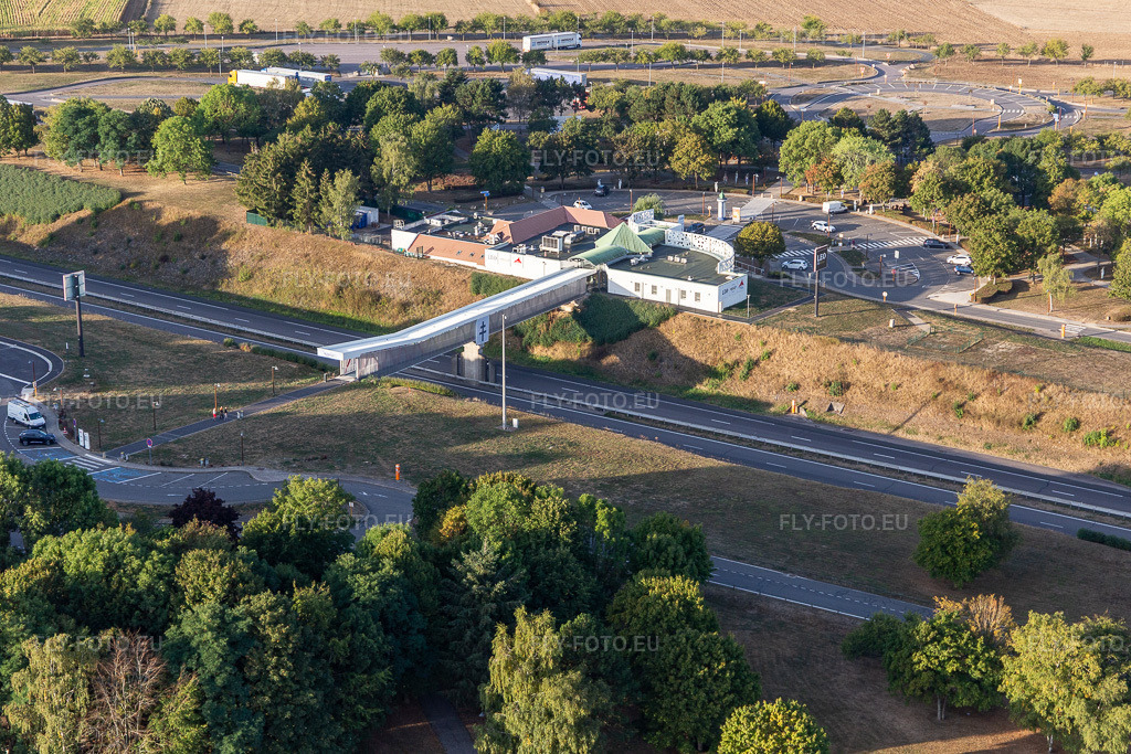 Vue aérienne: Aire de repos A31 Sandaucourt à Sandaucourt dans le département Vosges, France. Photo: IMG_118429.jpg prise le 16/09/2019 par Werner Riehm/FLY-FOTO.eu – Résolution de l'original: 5472 x 3648 px