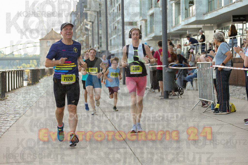 250920_1449_EX1_7776 | Sportfotografie im Rhein-Sieg Kreis, Köln, Bonn, NRW, Rheinland Pfalz, Hessen, etc. Unser Tätigkeitsfeld umfasst den Laufsport vom Volkslauf über den Marathon, Duathlon, Triathon bis zum Ultralauf wie Kölnpfad Ultra oder Schindertrail.