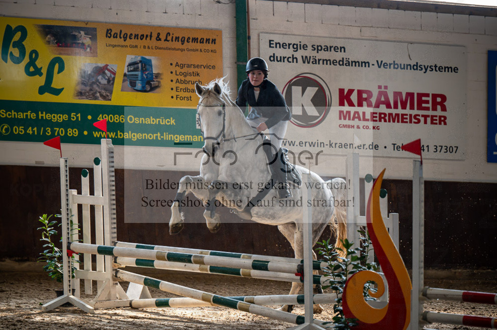Hallenreittunier Voxtrup 2023 | Entdecke hochwertige Reitturnierfotos von Foto Oger. Professionell, emotional und authentisch – jetzt Lieblingsmomente im Shop bestellen.Deutschlandweite Turnierfotografie. - Realisiert mit Pictrs.com