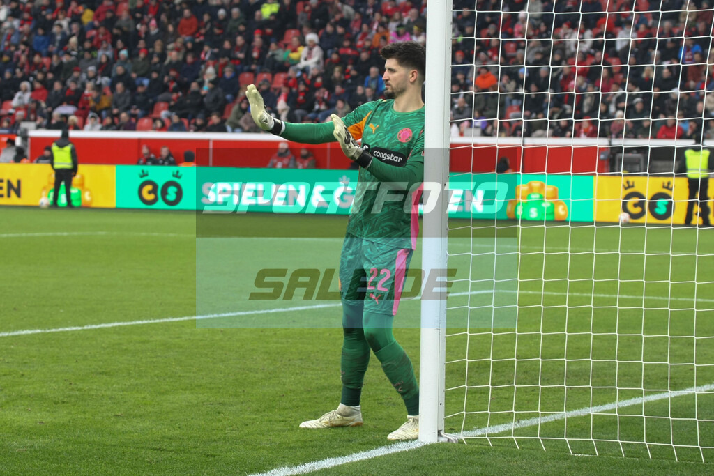 Bayer Leverkusen Saison 25/26 - © Sportfoto-Sale (MK) | Nikola Vasij (Pauli) - Bayer Leverkusen Saison 25/26 - © Sportfoto-Sale (MK) - Realisiert mit Pictrs.com