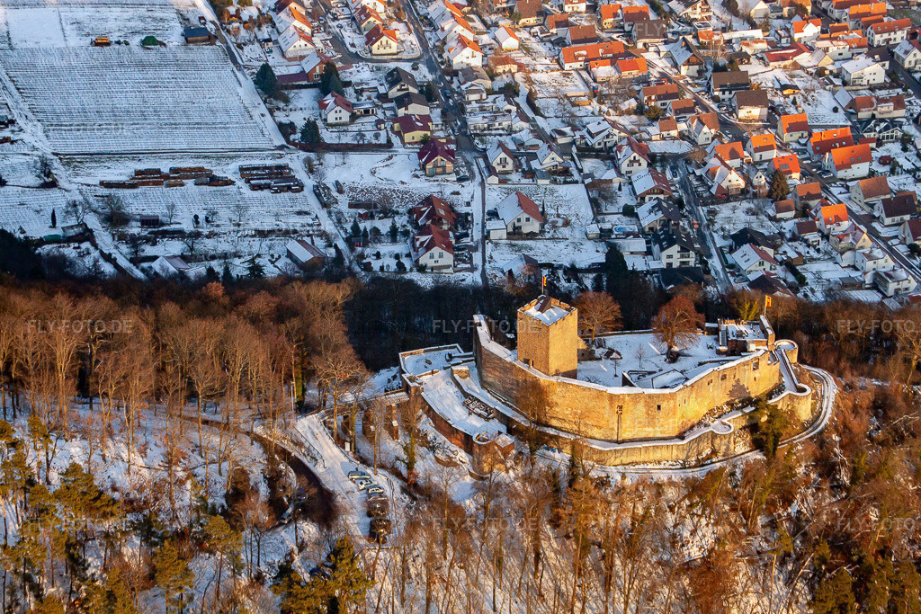Ruine Landeck | Luftbild: Ruine Landeck in Klingenmünster im Bundesland Rheinland-Pfalz in Deutschland. Foto: IMG_24508.jpg vom 16.02.2010 durch Werner Riehm/FLY-FOTO.de - Realisiert mit Pictrs.com