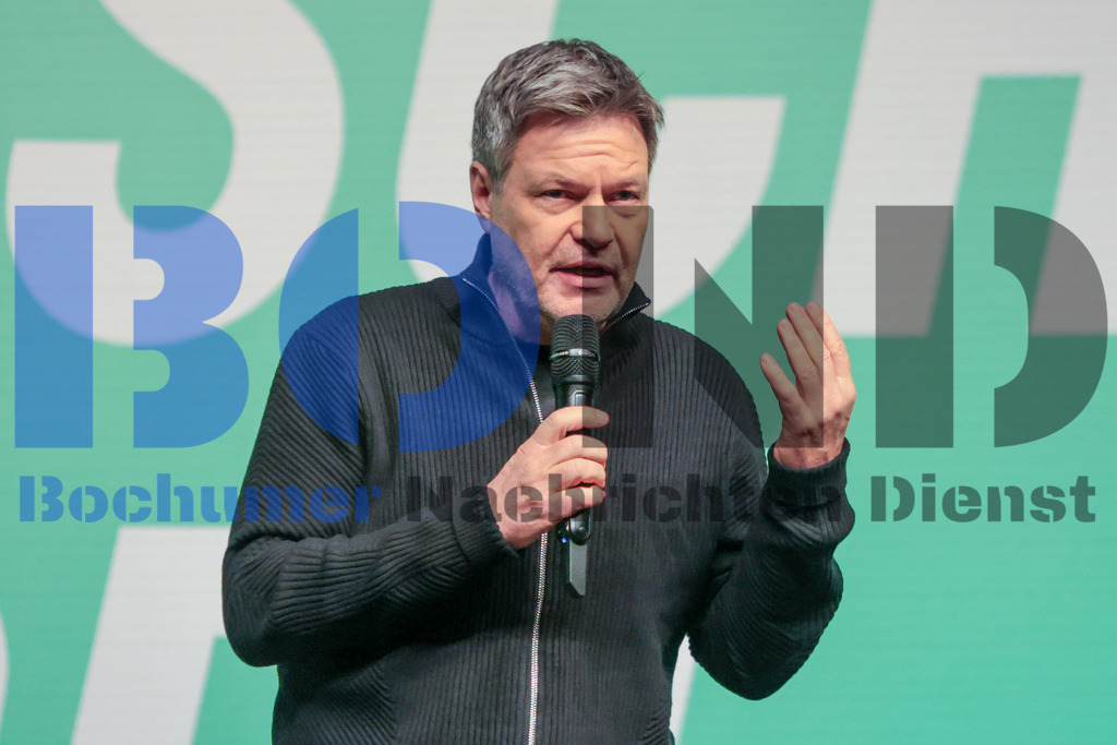 SES_HABBOC20250203-41 | bond - Realisiert mit Pictrs.com