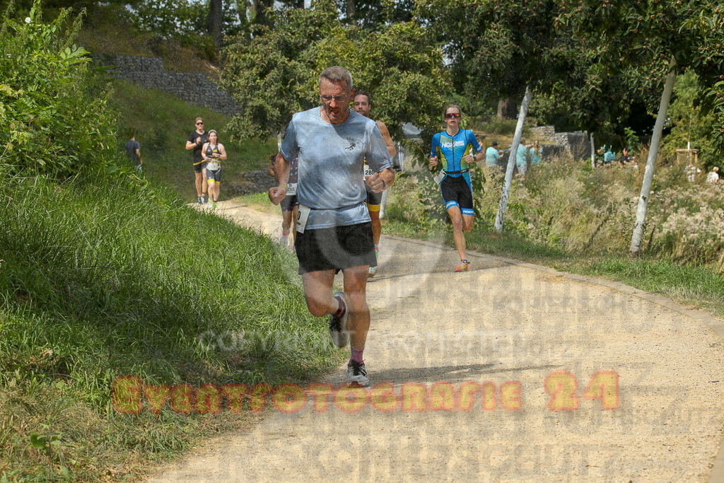 250824_1321_EX1_2116 | Sportfotografie im Rhein-Sieg Kreis, Köln, Bonn, NRW, Rheinland Pfalz, Hessen, etc. Unser Tätigkeitsfeld umfasst den Laufsport vom Volkslauf über den Marathon, Duathlon, Triathon bis zum Ultralauf wie Kölnpfad Ultra oder Schindertrail.