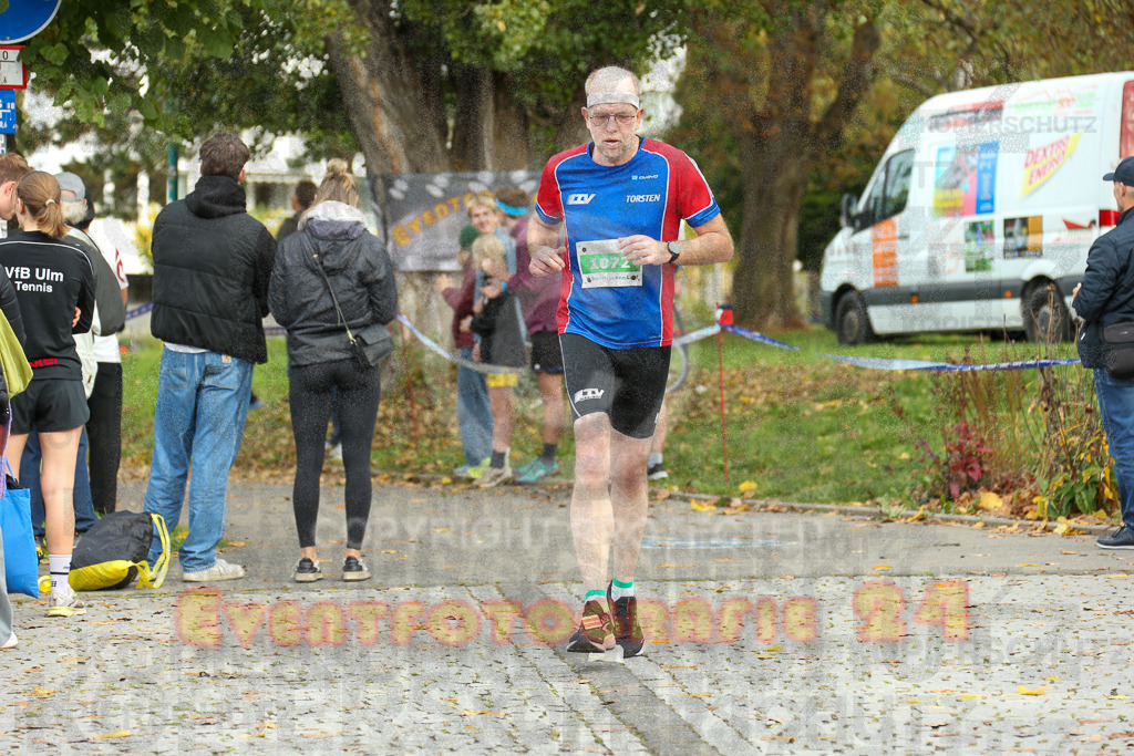 241020_1116_EX1_1724 | Sportfotografie im Rhein-Sieg Kreis, Köln, Bonn, NRW, Rheinland Pfalz, Hessen, etc. Unser Tätigkeitsfeld umfasst den Laufsport vom Volkslauf über den Marathon, Duathlon, Triathon bis zum Ultralauf wie Kölnpfad Ultra oder Schindertrail.
