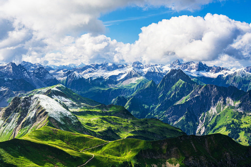 Blick vom Nebelhorn bei Obersdorf auf die Alpen | Blick vom Nebelhorn bei Obersdorf auf die Alpen.