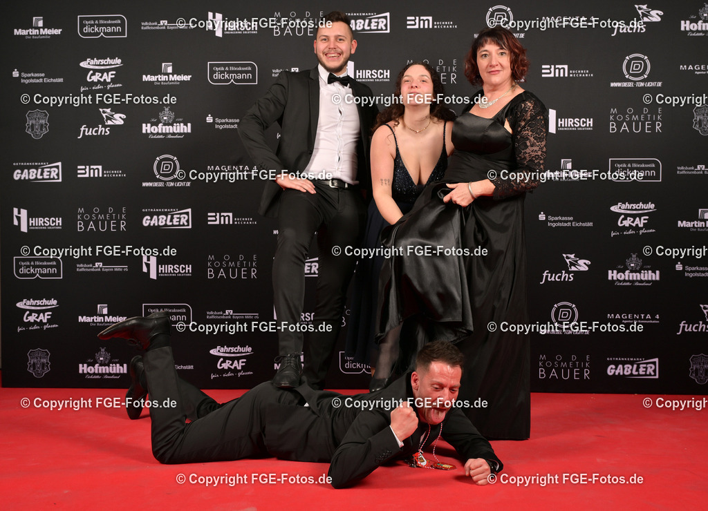 20240114-fge-fotos-0394 | Eröffnungsball der FGE am 14.01.2024 im Alten Stadttheater in Eichstätt. - Realisiert mit Pictrs.com