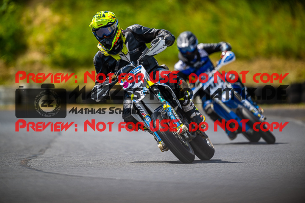 MaZZes_FotoMatrix_220528_9876 | Fotograf Mathias Schmid
Sportfotograf,
Eventfotograf,
Hochzeitsfotograf,
Portraitfotograf