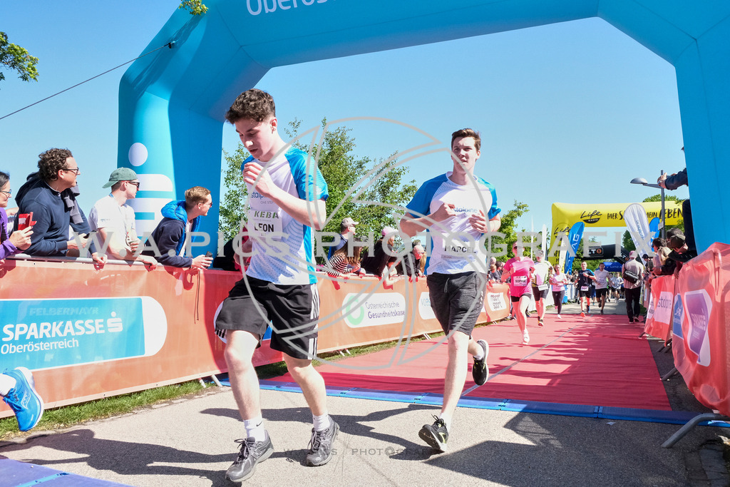 ..... | LINZ,AUSTRIA,27.April 24, Int. 3 Brückenlauf Linz  , Image shows: Photo: WAPICS / Michael ring