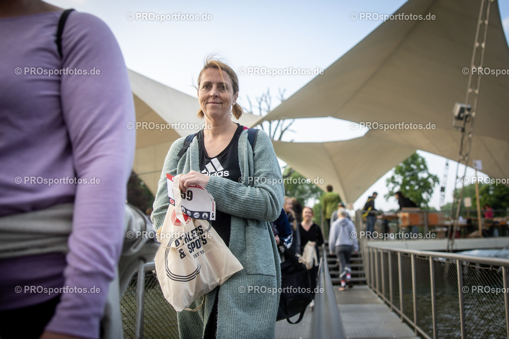 21. ASV Nachtlauf; Koeln, 08.05.24 | Impressionen vom 21. ASV Nachtlauf am 08.05.24 am Tanzbrunnen in Koeln. Foto: BEAUTIFUL SPORTS/Axel Kohring