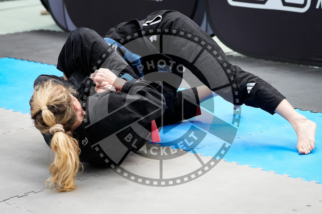 20250920PBB1753 | Athletes compete during the AJP Tour Hamburg International Jiu-Jitsu Championship, on September 20, 2025 in Hamburg, Germany. © Chiara Dazi / photoblackbelt