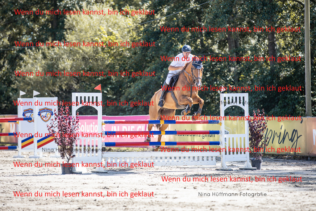 BK1A6923 | Turnierbilder Turnierfotos Nina Hüffmann Turnierfotografie Pferdefotografie Tierzeichnung Haustierzeichnung Pferdezeichnung Hundezeichnung Videograf  - Realisiert mit Pictrs.com
