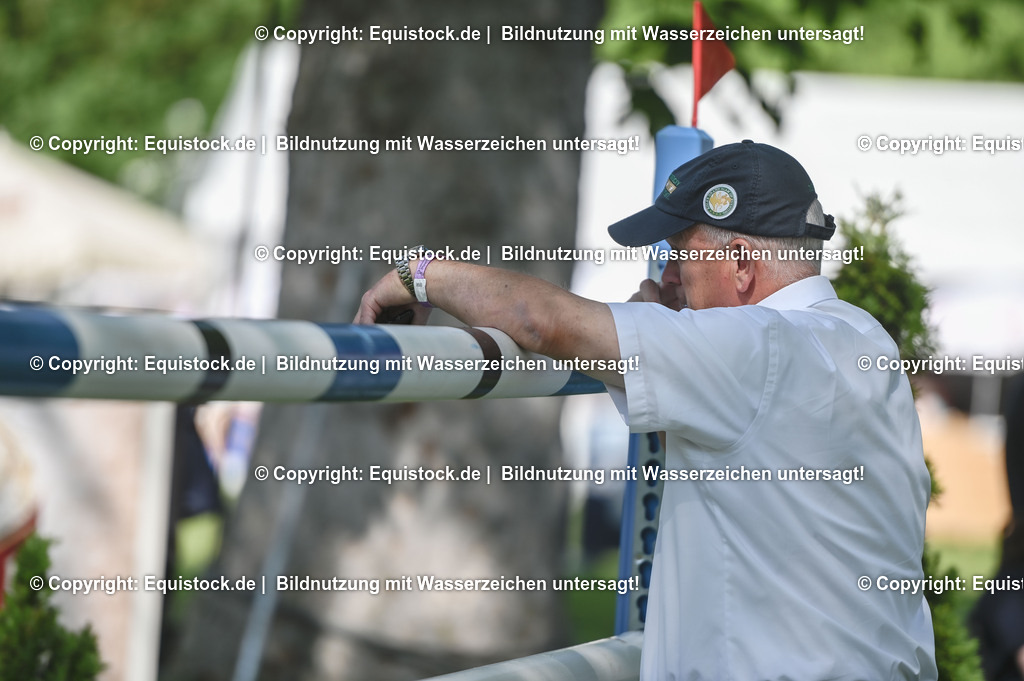 20230527_27_CCI4_Gelände_0521 | equistock