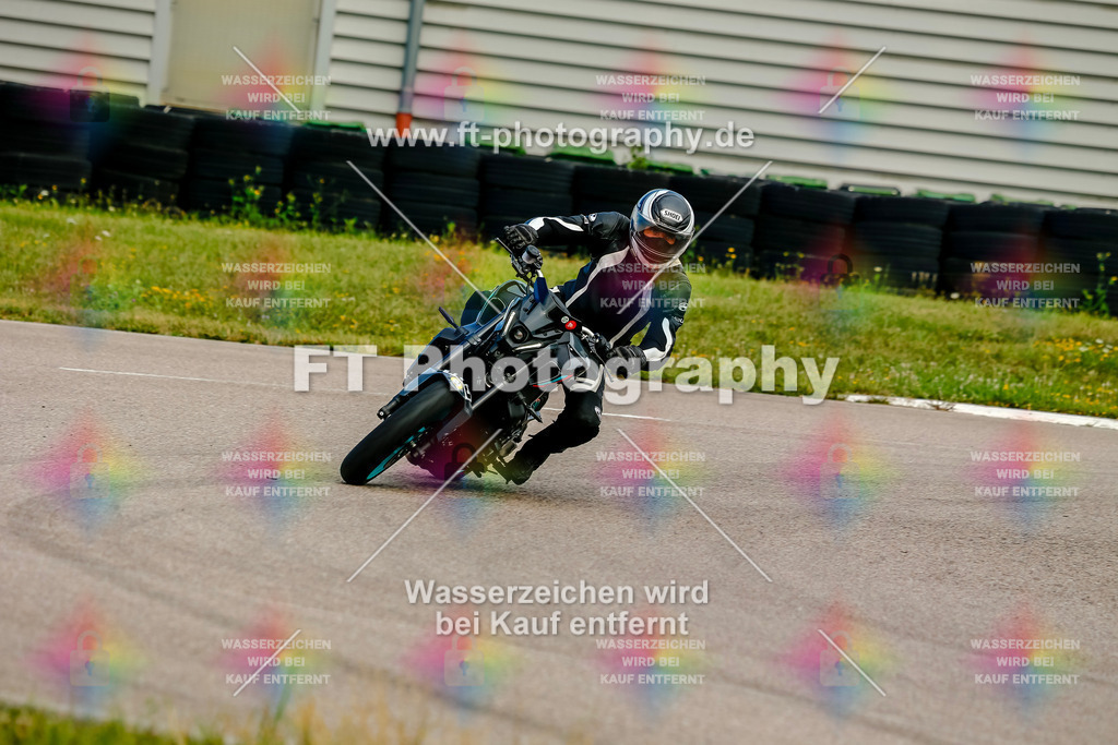 Chambley Juli-0077 | Hier findet Ihr Bilder von Touristenfahrten auf der Nürburgring Nordschleife oder von anderen Veranstaltungen die ich besucht habe. Viel Spass beim Durch Schauen 