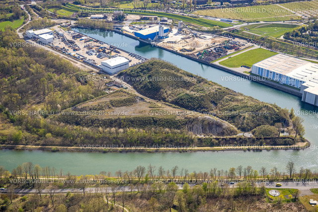 Gelsenkirchen220402299 | Luftbild, Hafen Grimberg am Rhein-Herne-Kanal, Halde mit Schatstoffdeponie, Bismarck, Gelsenkirchen, Ruhrgebiet, Nordrhein-Westfalen, Deutschland