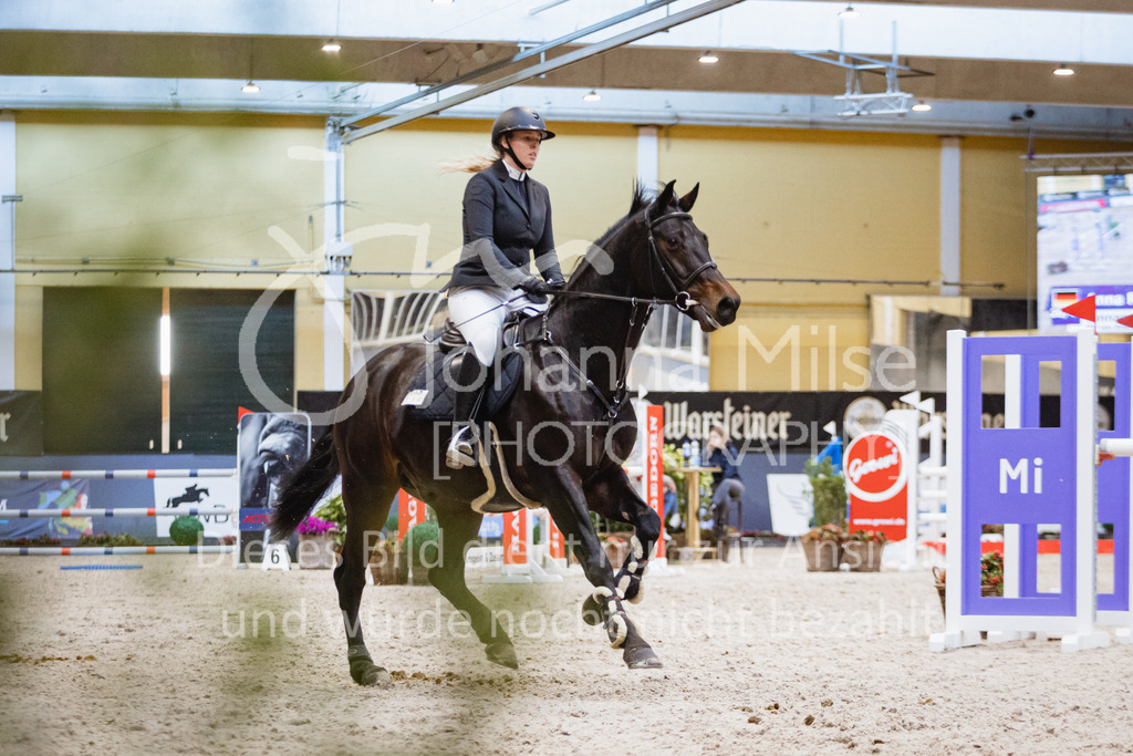 221112_Warstein_L-Spr-167 | Deine schönsten Turniermomente als professionelle Fotos! Entdecke hochwertige Pferdesport-Fotografie im Online-Shop. Jetzt Fotos finden & bestellen!