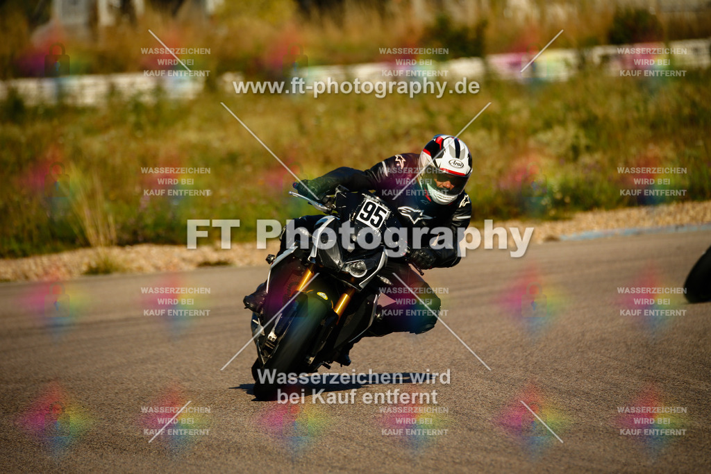 _MOT8417 | Hier findet Ihr Bilder von Touristenfahrten auf der Nürburgring Nordschleife oder von anderen Veranstaltungen die ich besucht habe. Viel Spass beim Durch Schauen 