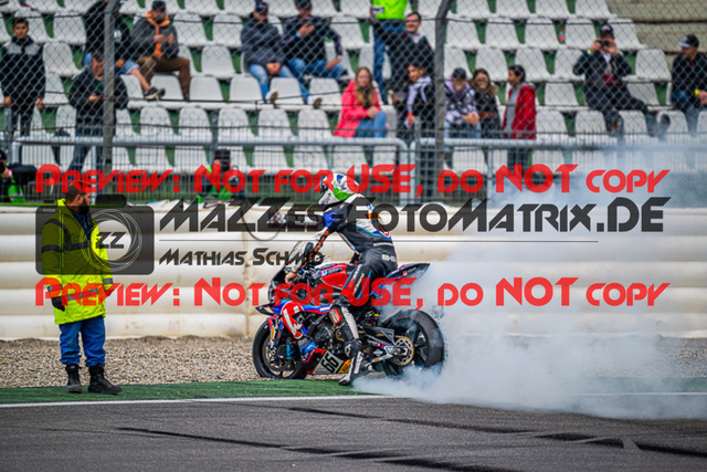 MaZZes_FotoMatrix_220925_9518 | IDM1000