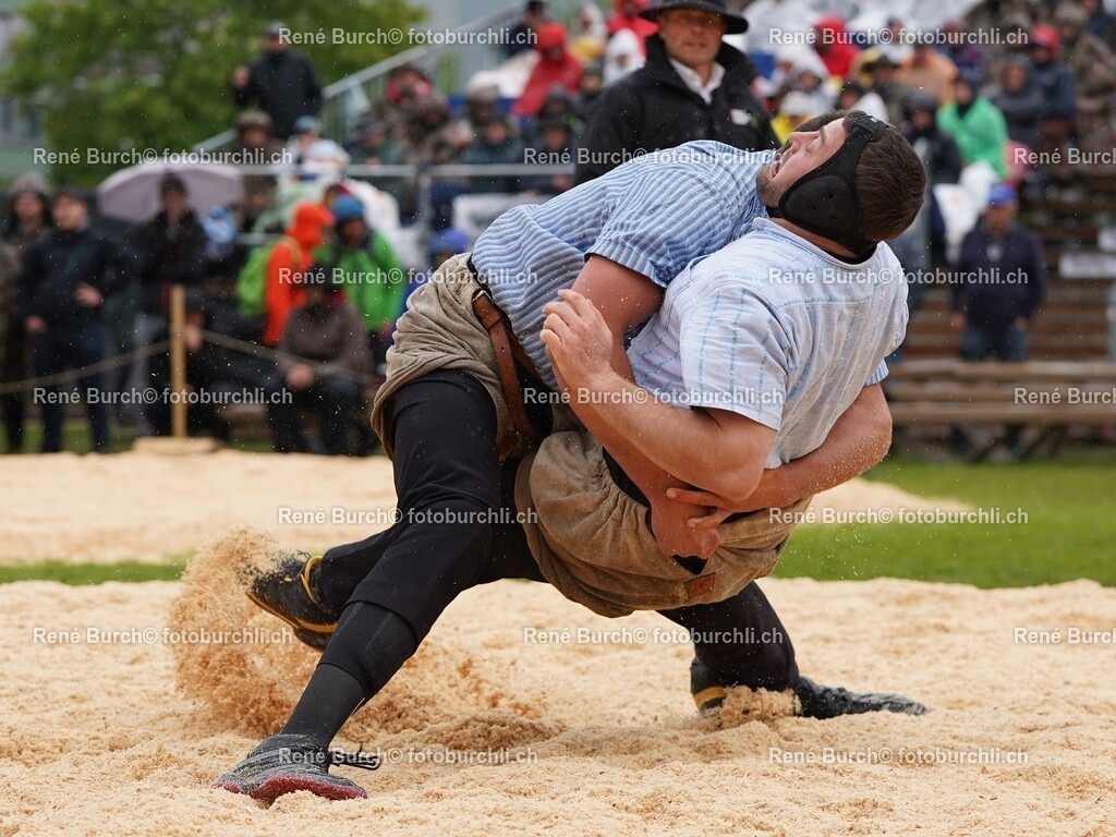 Burch Jonas (3) | René Burch leidenschaftlicher Fotograf aus Kerns in Obwalden.  Hier finden sie Sport, Landschaft und Natur Fotografie.
 - Realisiert mit Pictrs.com