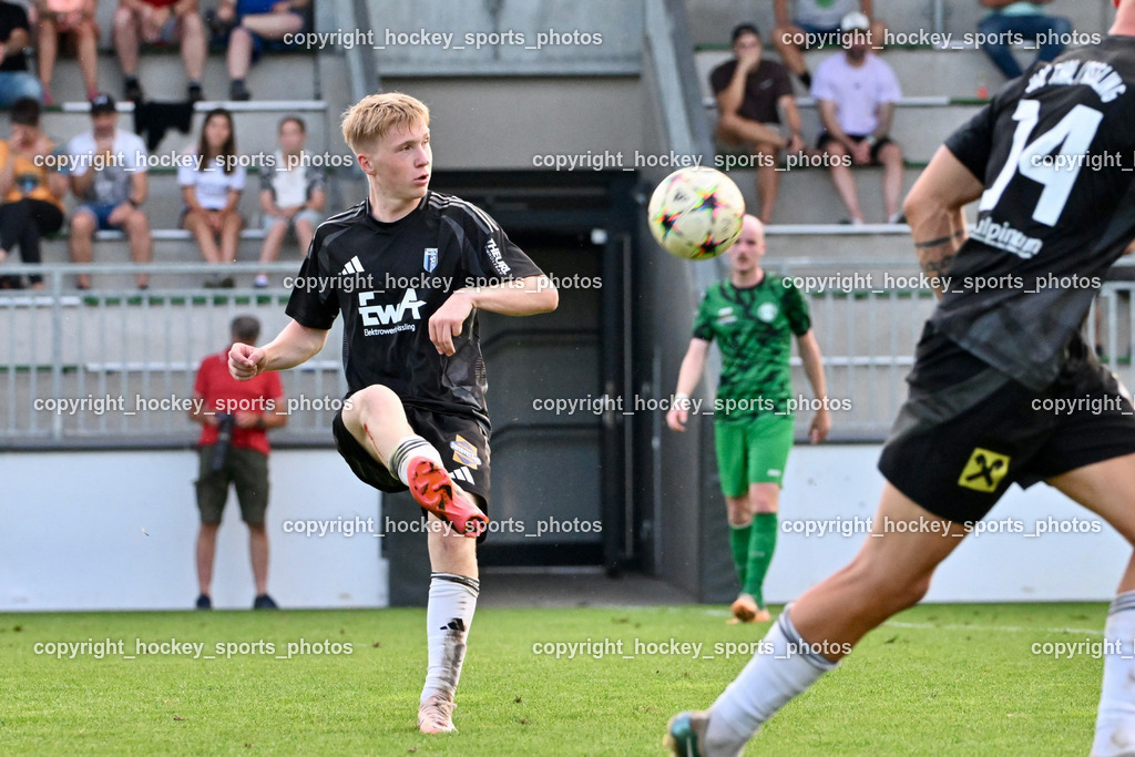SC Landskron vs. Thal Assling  | #6 Rene Lukasser-Weitlaner Thal Assling, SC Landskron vs. Thal Assling , SC Landskron vs. Thal Assling  am 09.08.2024 in Villach (Sportanlage Landskron), Austria, (Photo by Bernd Stefan)