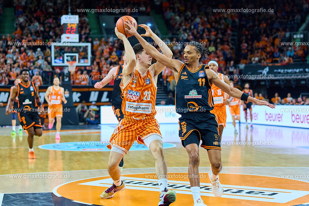 GER, ratiopharm ulm vs. RASTA Vechta, Basketball, 10. Spieltag, EasyCredit Bundesliga, Spielzeit 2025/2026, 13.12.2025 | GER, ratiopharm ulm vs. RASTA Vechta, Basketball, 10. Spieltag, EasyCredit Bundesliga, Spielzeit 2025/2026, 13.12.2025Foto: Gerald Oelze-de Stoppany