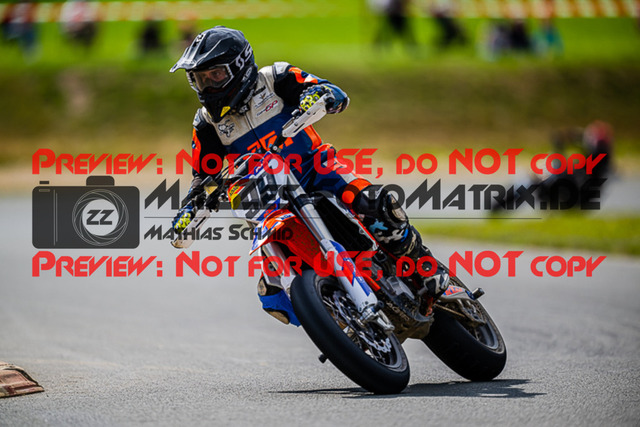 MaZZes_FotoMatrix_220904_9212 | S4