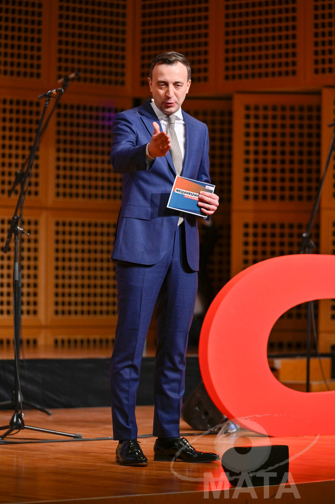 _DWI0420 | Politiker Paul Ziemiak beim CDU-NRW Neujahrsempfang in Düsseldorf. Düsseldorf, 28.01.2023 - Realisiert mit Pictrs.com