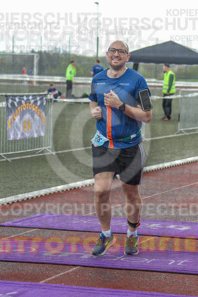 230423_1136_EV3_2938 | Sportfotografie im Rhein-Sieg Kreis, Köln, Bonn, NRW, Rheinland Pfalz, Hessen, etc. Unser Tätigkeitsfeld umfasst den Laufsport vom Volkslauf über den Marathon, Duathlon, Triathon bis zum Ultralauf wie Kölnpfad Ultra oder Schindertrail.