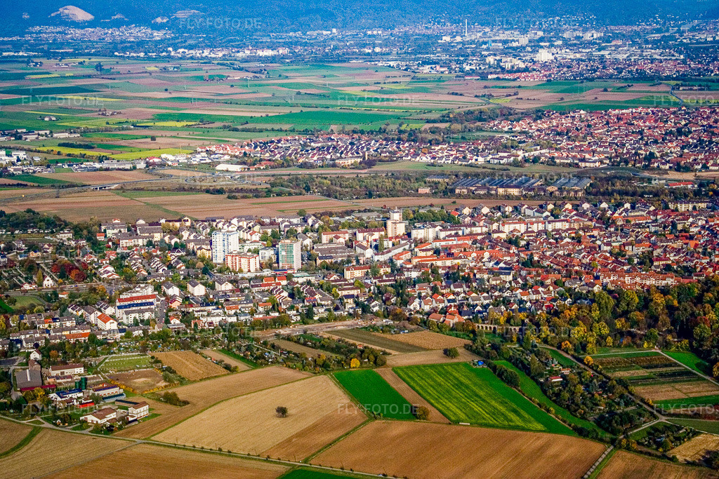 Luftbild: Stadt von Westen in Schwetzingen im Bundesland Baden-Württemberg in Deutschland. Foto: IMG_14284.jpg vom 19.10.2008 durch Werner Riehm/FLY-FOTO.de