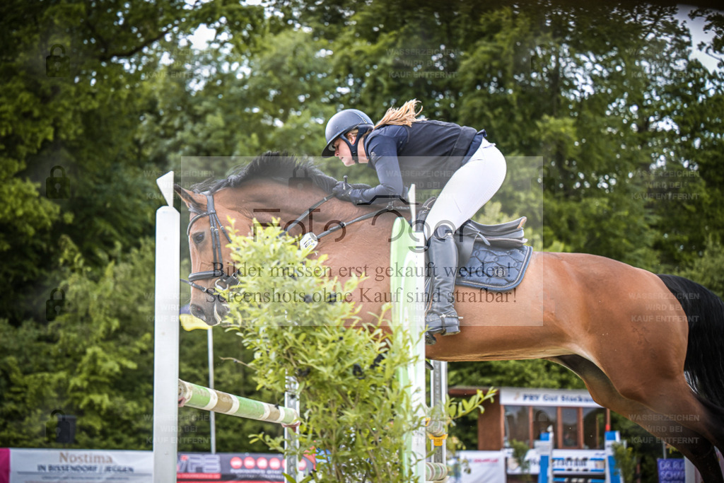 DOS_1932 | Entdecke hochwertige Reitturnierfotos von Foto Oger. Professionell, emotional und authentisch – jetzt Lieblingsmomente im Shop bestellen. - Realisiert mit Pictrs.com