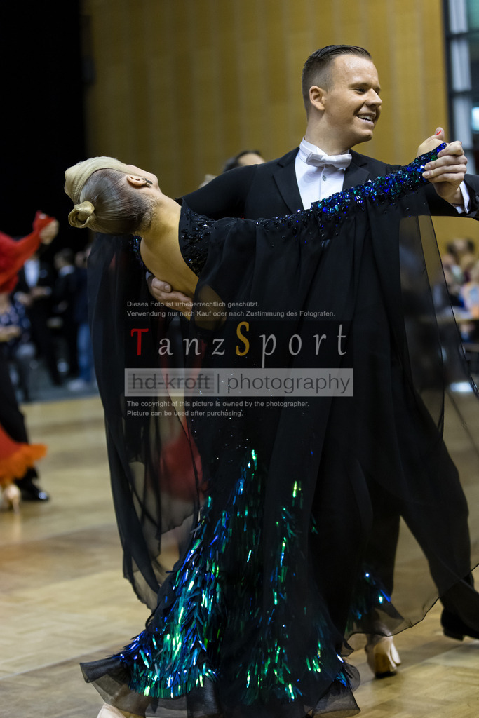 20241102_DC_HGR_Std_08526 | Tanzsportbilder, Standardtanz, Lateintanz, WDSF, DTV, LTVB, dancecomp, goc, hessen tanzt, blaues band der spree, walzer, tango, wiener walzer, slowfox, quickstepp, samba, rumba, cha-cha-cha, paso doble. jive, hd-kroft photography, turniertanzsport