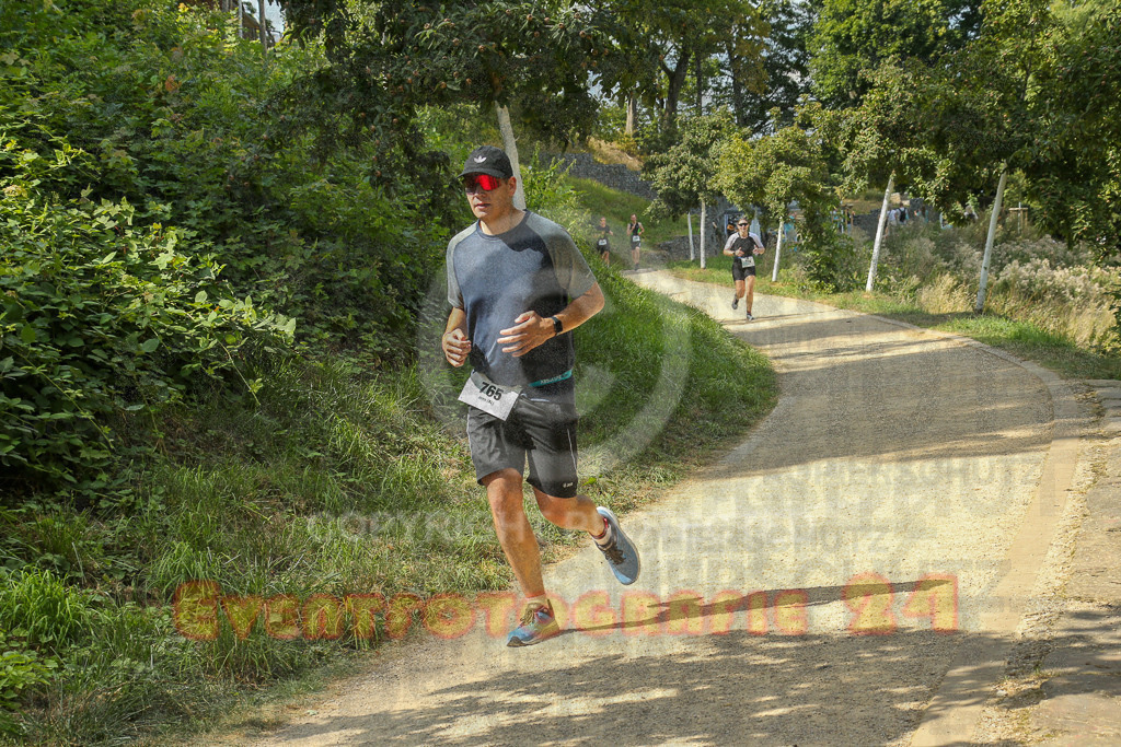 250824_1457_EX1_8180 | Sportfotografie im Rhein-Sieg Kreis, Köln, Bonn, NRW, Rheinland Pfalz, Hessen, etc. Unser Tätigkeitsfeld umfasst den Laufsport vom Volkslauf über den Marathon, Duathlon, Triathon bis zum Ultralauf wie Kölnpfad Ultra oder Schindertrail.