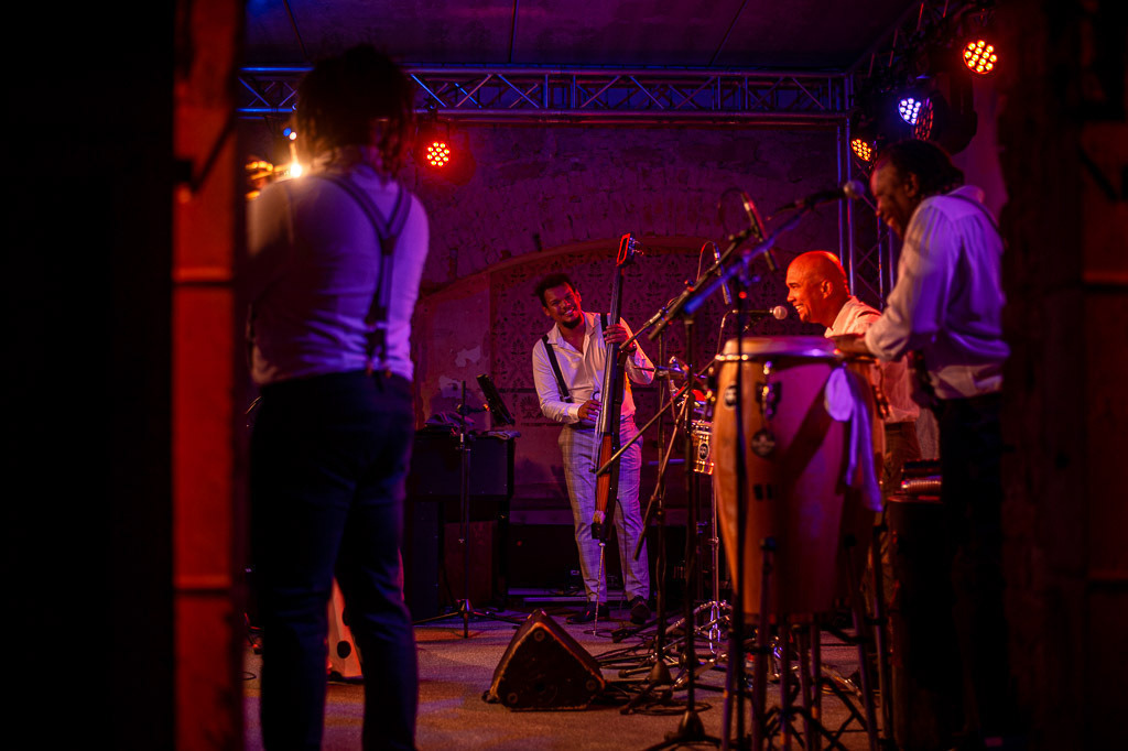 Habana Tradicional | Habana Tradicional im Forte Belvedere Leisnig zum Festival Hallo Leisnig 2022. - Realisiert mit Pictrs.com